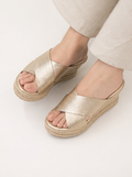 SANDALIAS ELIA DORADAS